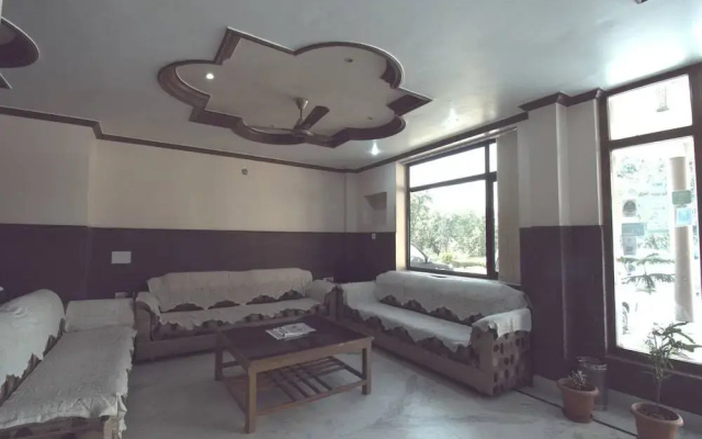 Hotel Devi Mahal by OYO Rooms
