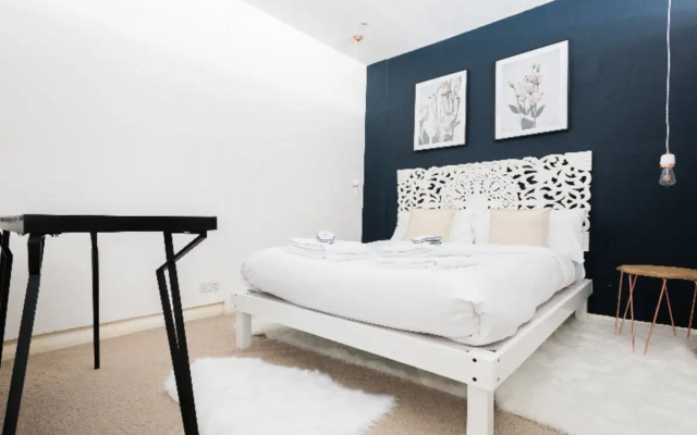 The Paddington Retreat - Elegant 4BDR in 2 Paddington Mews