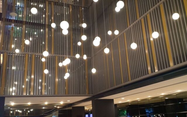 Отель Patong Beach Luxury Condo вид на фасад