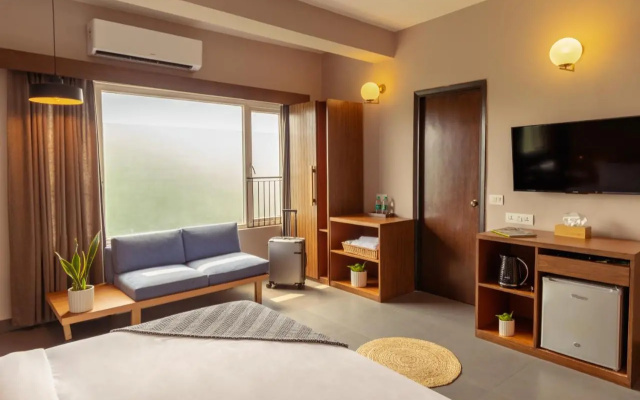 Minimalist Poshtel & Suites