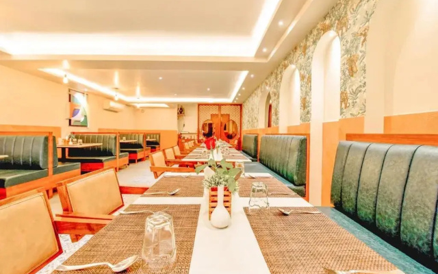 Hotel Ashirwad by OYO Rooms