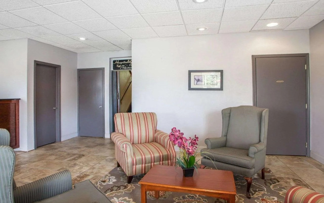 Econo Lodge