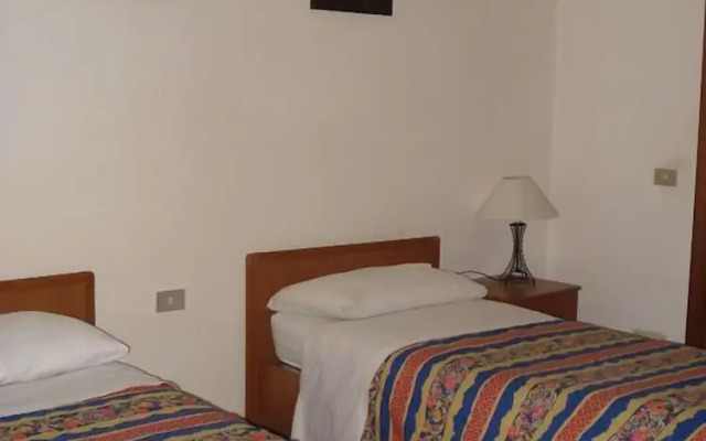 B&B 1646