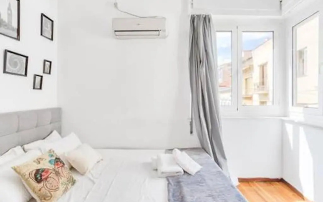 3Bdr Ideal Central Athenian Apt