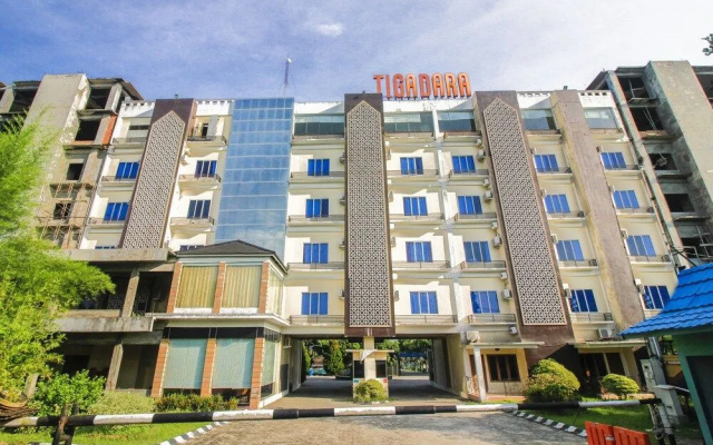 OYO 1153 Tiga Dara Hotel & Resort Syariah