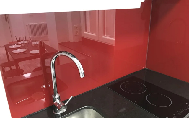 Smart-Tech Plaza Apartment