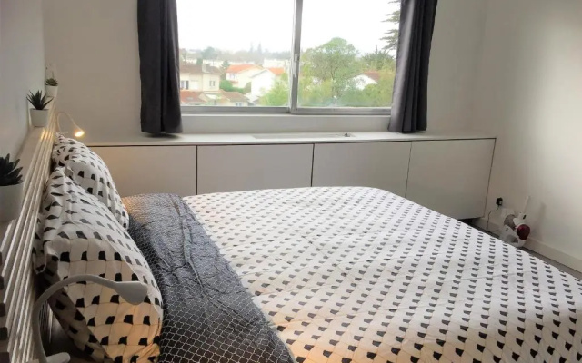 Appartement design tout confort (parking gratuit)