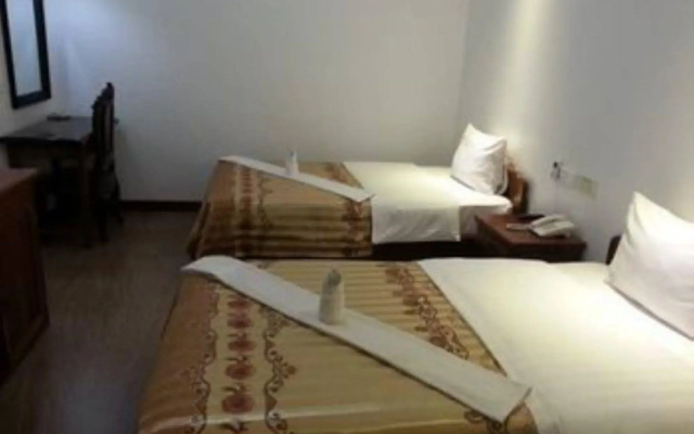 Han Kong Hotel and Restaurant