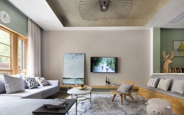 Jheim Court Villa
