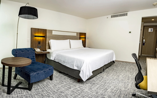 Holiday Inn Express Toluca Galerias Metepec by IHG