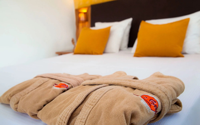Duro Beach Hotel