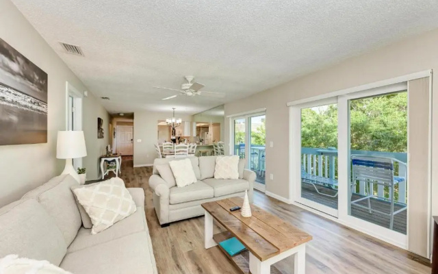 Anna Maria Island Beach Palms 8B