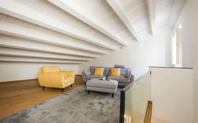 Magione Apartment with Terrace by Wonderful Italy