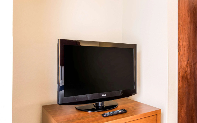 Holiday Inn Express Hotel & Suites Houston Intercontinental East
