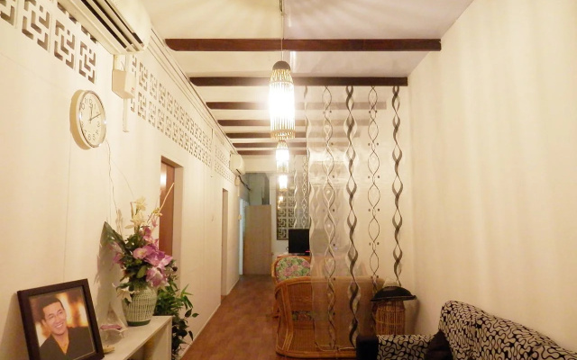 The Bodhi Lodge - Hostel