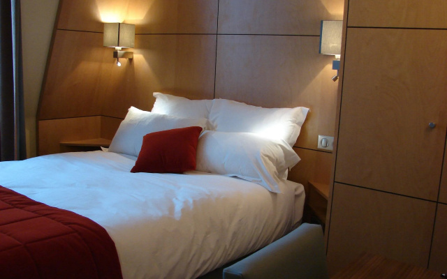 Hotel De L'Universite
