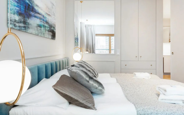Mennica Residence Apartments by Renters