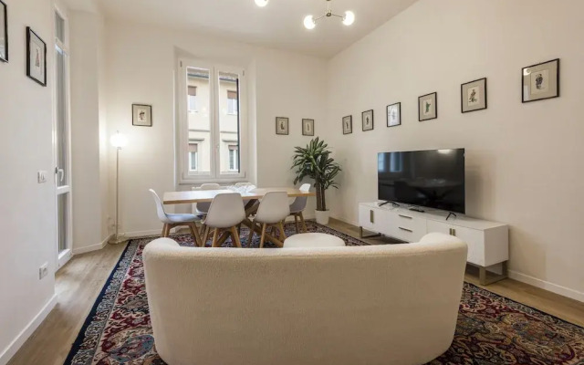 Salutati Apartments by MMega