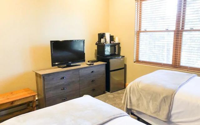 Bear Creek Lodge 301 3 Bedroom Condo by Alpine Lodging Telluride
