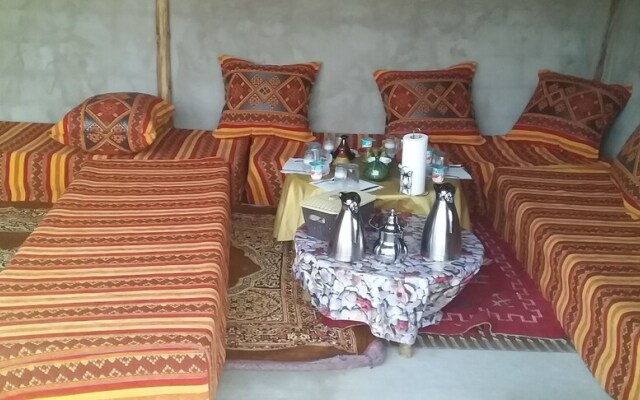 Отель Chez Family Bidouin Merzouga Марокко, Мерзуга - отзывы, цены и фото номеров - забронировать отель Chez Family Bidouin Merzouga онлайн интерьер отеля