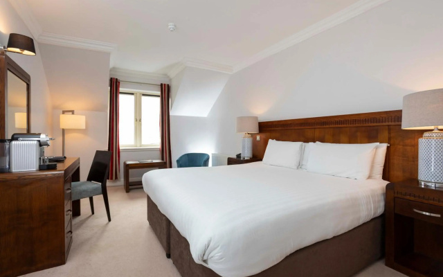 Schull Harbour Hotel
