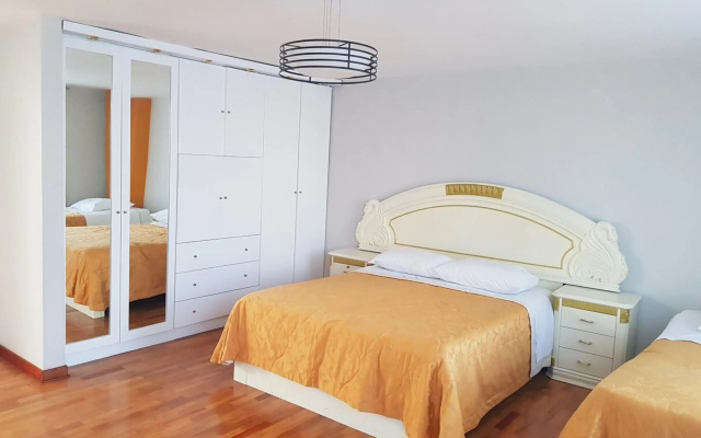 Le Prince Apart Tacna
