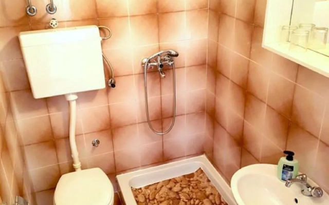 Room Tonka - 150 m from beach: R1 Jelsa, Island Hvar