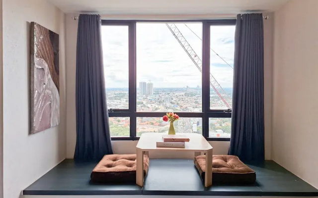 Modern Look Studio At Apartment Collins Boulevard