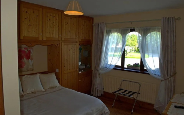 Old Orchard Lodge B&B
