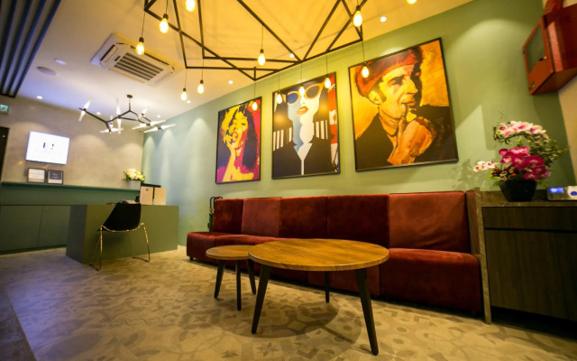Eureka Hotel