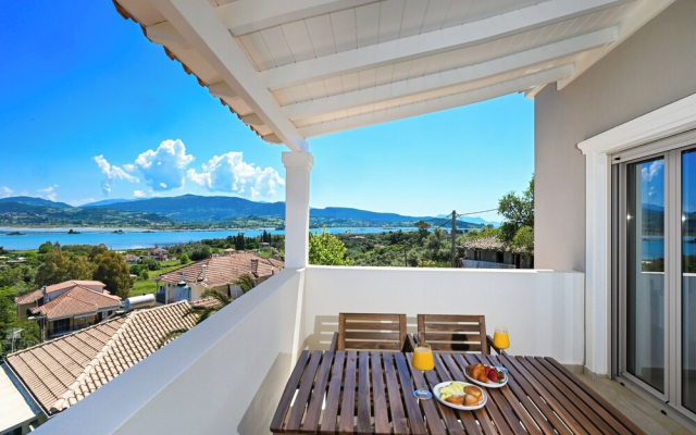 Maison D'Azur Lefkas Private Pool