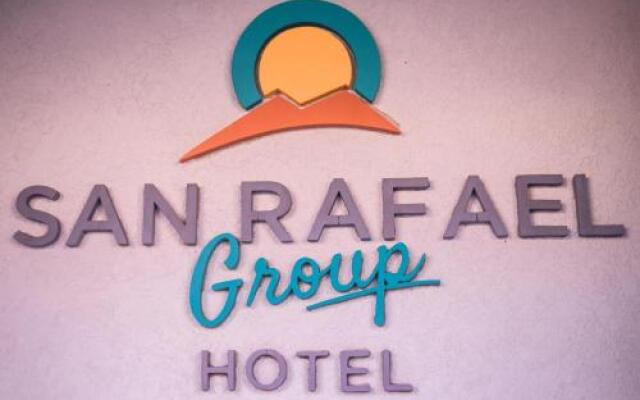 Отель San Rafael Group Hotel Аргентина, Сан-Рафаэль - отзывы, цены и фото номеров - забронировать отель San Rafael Group Hotel онлайн вид на фасад