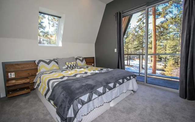 Glass Peak 1597 by RedAwning