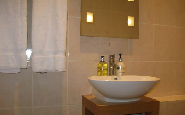 INNit Rooms Ocean Breeze