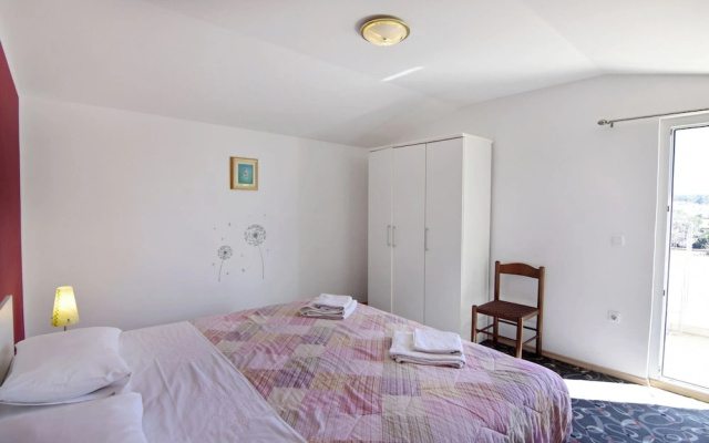 Practical Stay With Ocean View