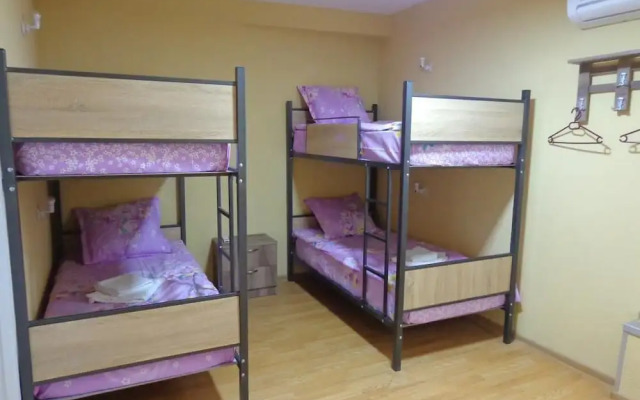 Hostel Beni