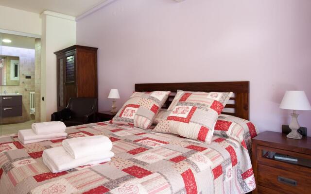 Отель Click&Flat Eixample Izquierdo Apartments Испания, Барселона - отзывы, цены и фото номеров - забронировать отель Click&Flat Eixample Izquierdo Apartments онлайн комната для гостей