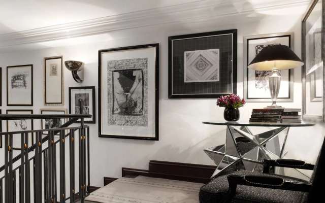 Schlosshotel Berlin By Patrick Hellmann