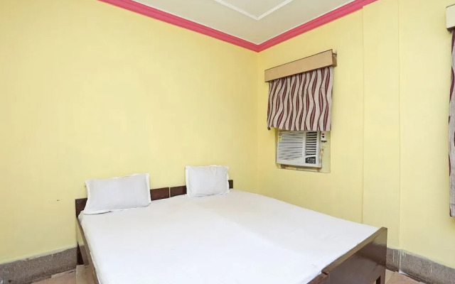 SPOT ON 40303 Hotel Surya