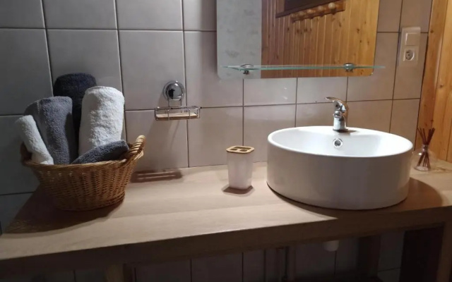 Gîte Rochesson, 4 pièces, 7 personnes - FR-1-589-195