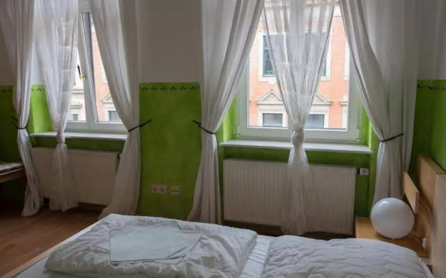 Hostel Louise 20