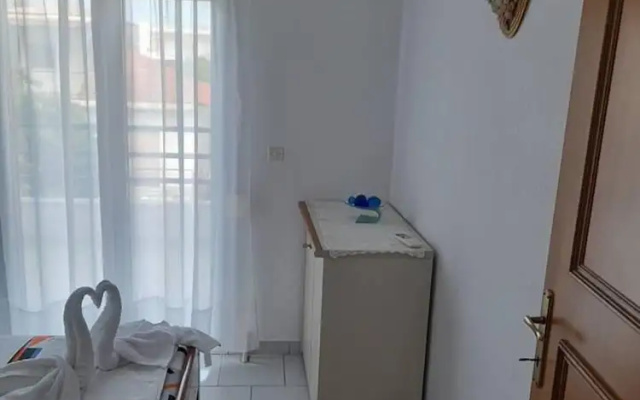 Impeccable 2-bed House in