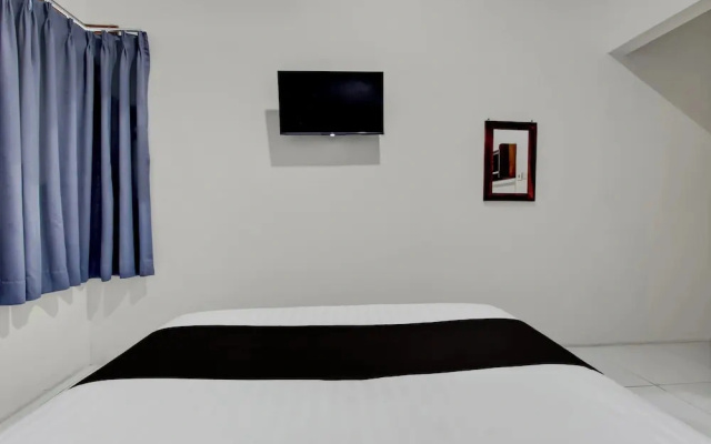 Hotel O AGH 18