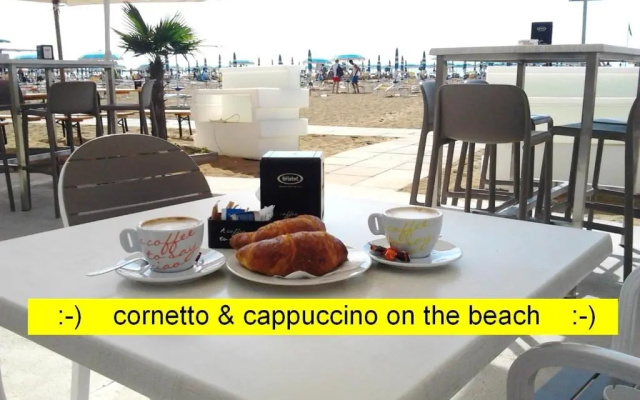 Cristallo Sea View Apartment