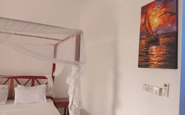 Mimi na Wewe Bungalows Hotel