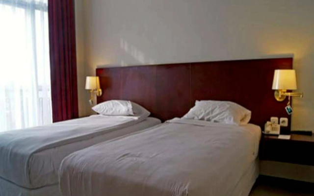 Karlita Hotel Tegal