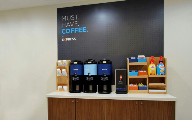 Holiday Inn Express & Suites Madison Central by IHG