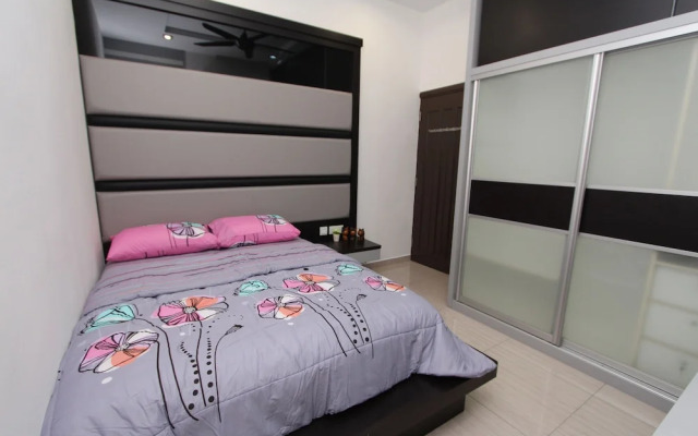 Loke Lim Ipoh Homestay