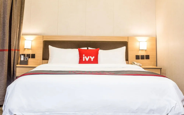 Ivy Hotel Emerald