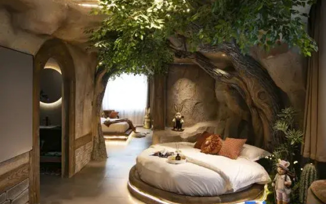 Miyu Yunxi Boutique Homestay (Central Street China Baroque Metro Station Branch)